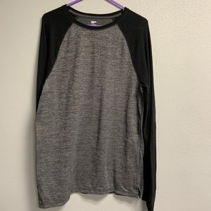 Men’s long sleeve shirt